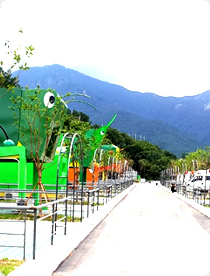 등억알프스야영장 전경